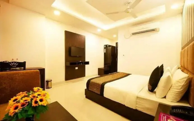 Hotel White Rock Sector 68  Sohna Road