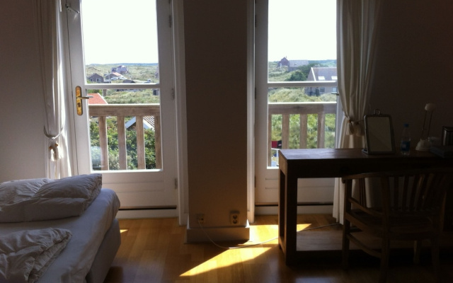 Villa in Midsland Near the Sea