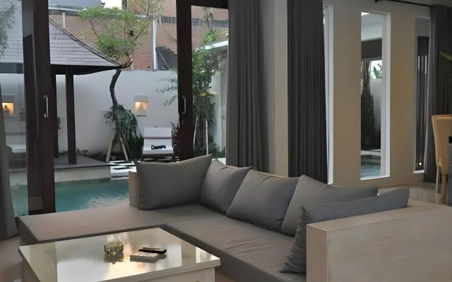 Apple Villas & Apartments