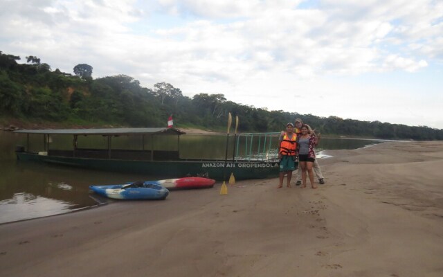 Yacumama Tambopata Expeditions