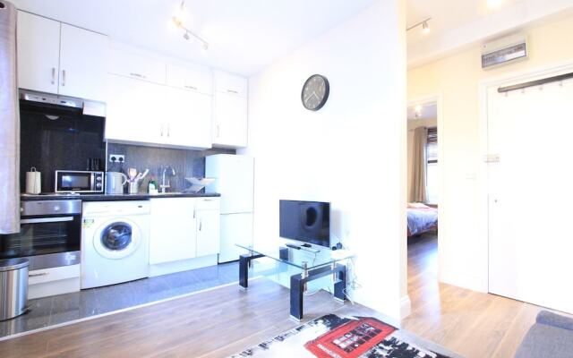 Cosy Edgware Road Apartments Paddington