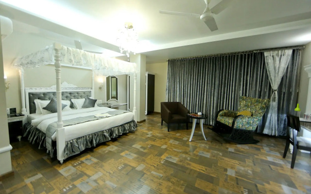 Hotel President