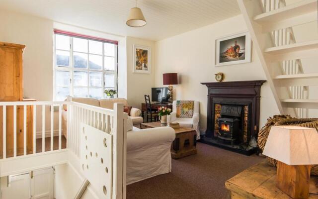 Cleo Gallery Apartments