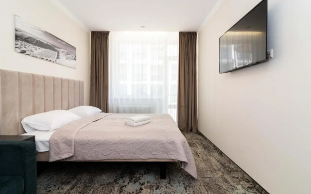 Alka, City Apt. Sea, Park and Parking, by Cohost