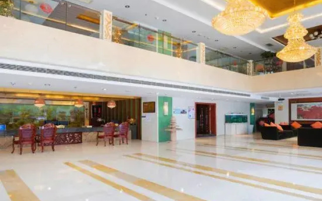 Qujing Yishi Yihe Hotel (Cuifeng Road, Qilin District)