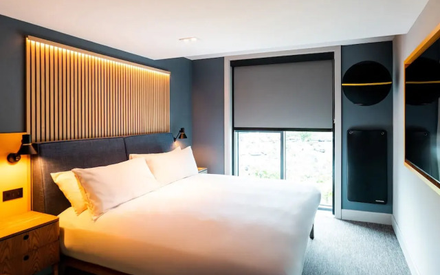 Village Hotel Reading