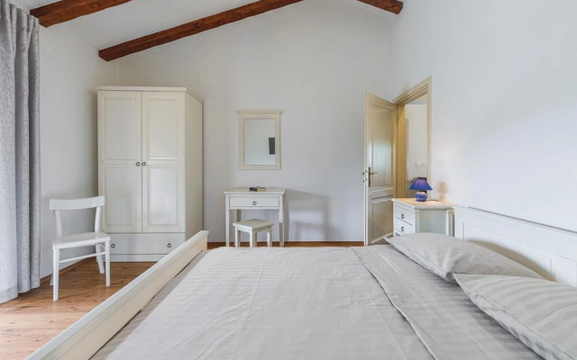 Beautiful Home in Kranjci With Wifi and 4 Bedrooms