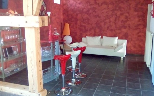 Apartment With 2 Bedrooms in Saint-dié-des-vosges, With Furnished Gard