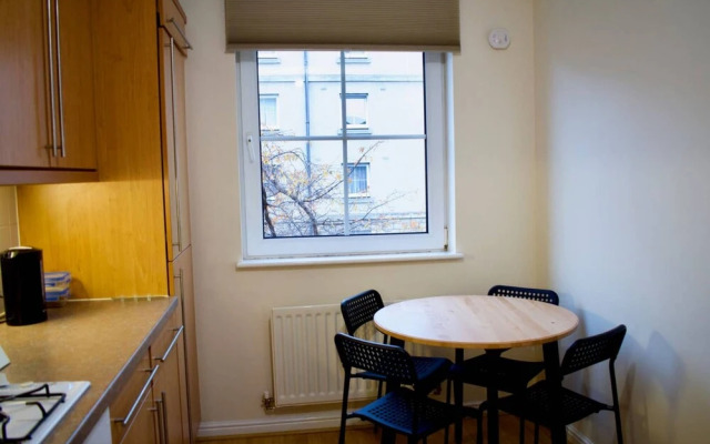 Homely 2 Bed Apartment Next To Leith Walk