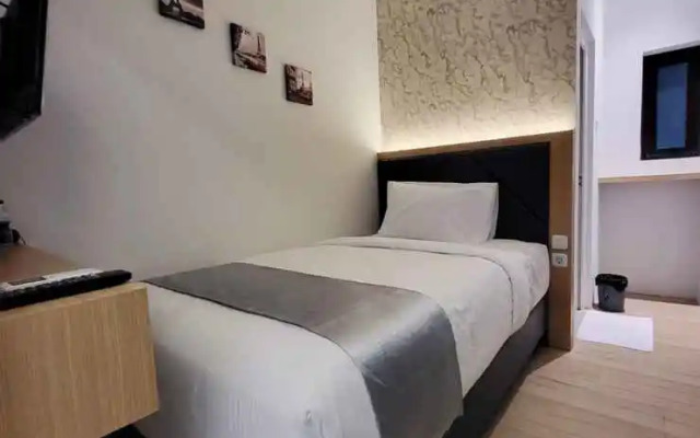 Grand Plaza Boutique Hotel