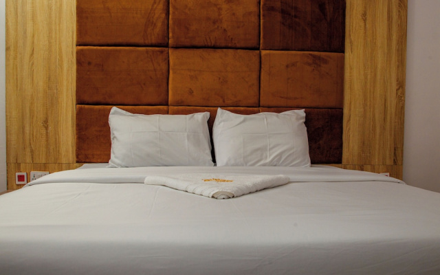 Del Migos Hotel & Suites