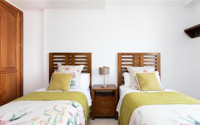 Rooms & Suites Balcony 3C