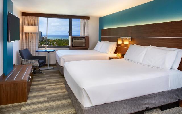 Holiday Inn Express Waikiki