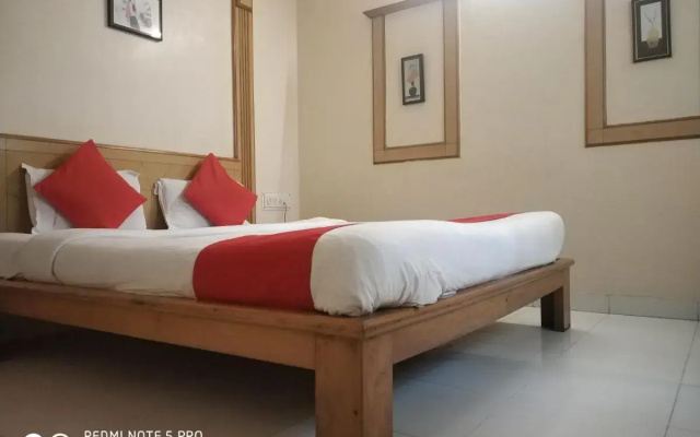 Hotel Suraj Classic