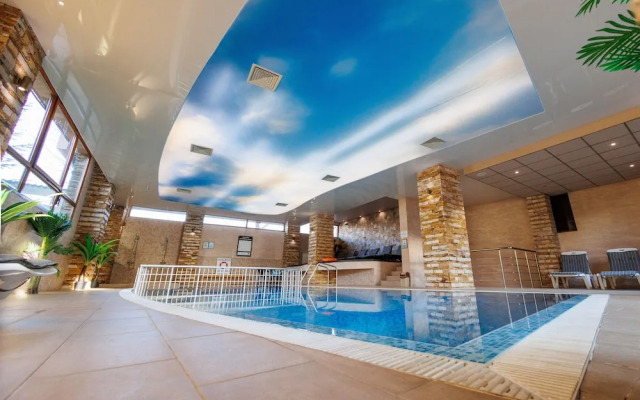 Green Wood Hotel & SPA