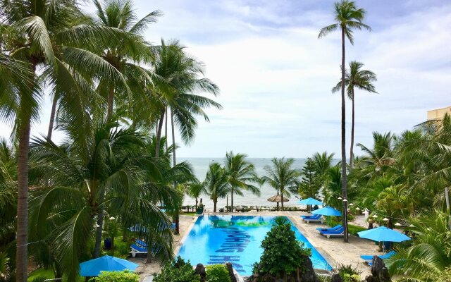 Ravenala Boutique Resort