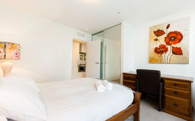 TIARA, 1BDR Southbank Apartment