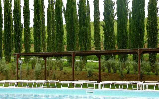 Beautiful Villa in Lari, with swimming pool