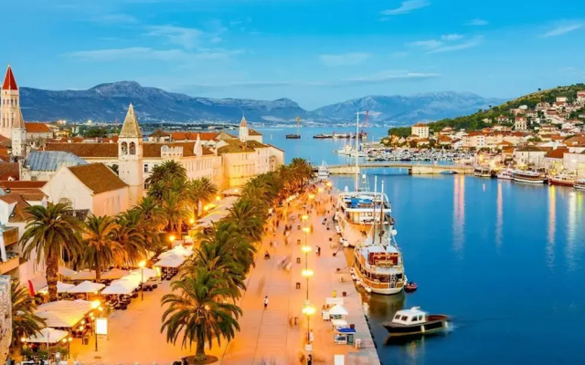 Quiet Family-friendly Trogir Apartment