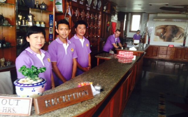 Hack Patong Beach Hotel