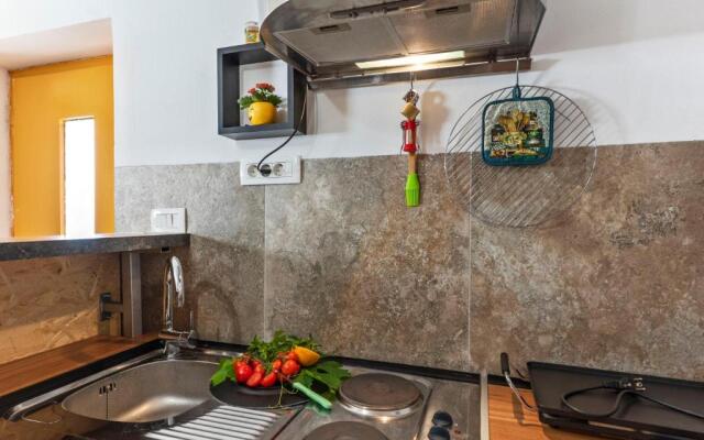 Andriana House