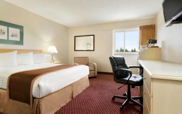 Travelodge by Wyndham Lethbridge