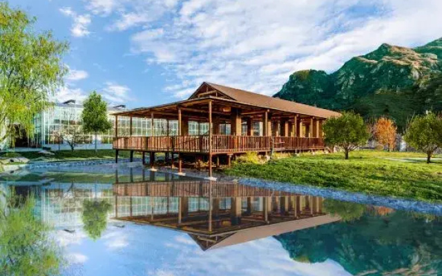 Beijing Yanyuetai Resort