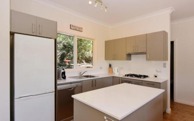 Bimbadeen - Comfortable country styled house!