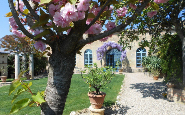 Frances Lodge Relais