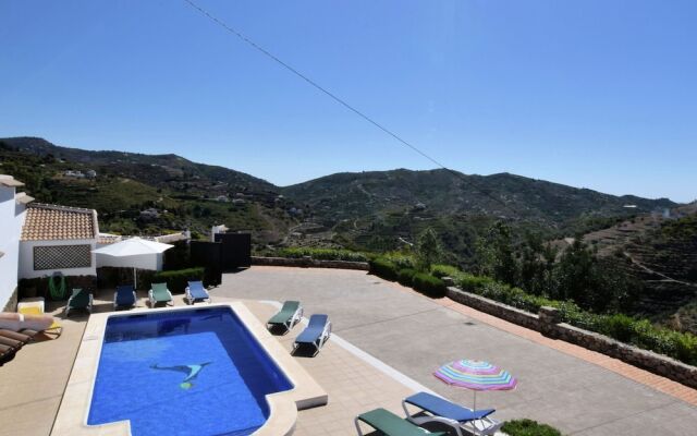 Spacious Villa in Costa Del Dol With Private Pool