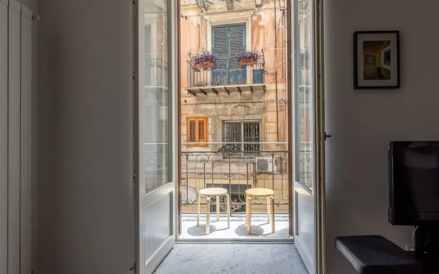 Metam Apartment in the City Center