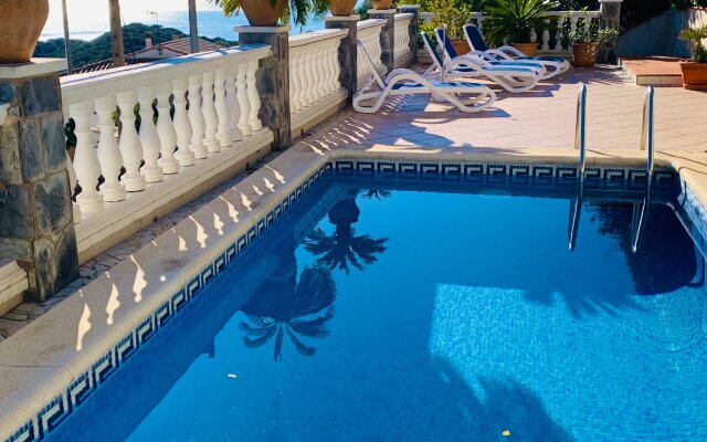 Mediterranean Villa Investingspain sea view and pool