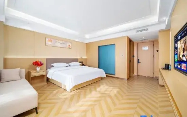 Yudu Hotel (Liuxing Street Yining Airport)