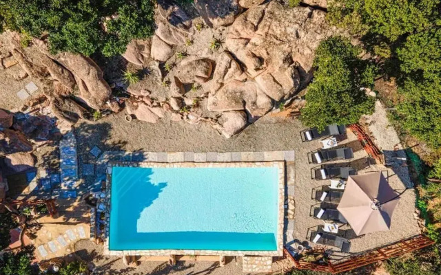 Villa Esmeralda - Free Wifi - With Swimming Pool