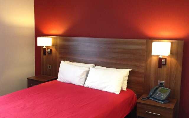 Ely House Hotel