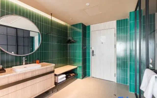 Orange Hotel (Yichun Station Wanda Plaza Store)