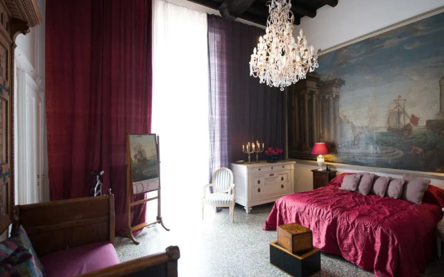 Arnaboldi Palace - Circolo