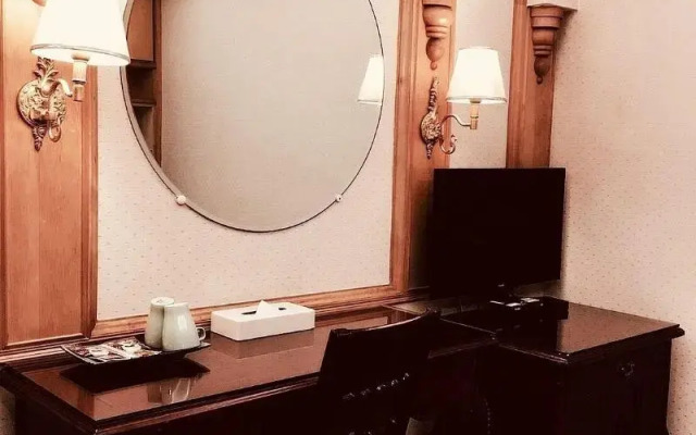 Daxin Hotel