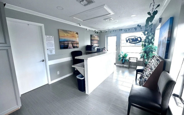 Lemon Bay Motel