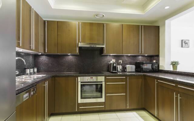 MaisonPrive Holiday - Fairmont South