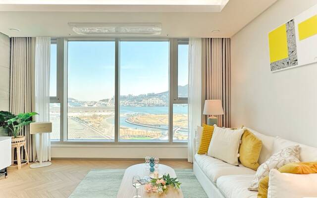 Brown Suites Busan