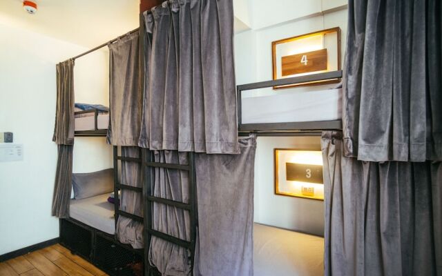 Outpost Beach Hostel