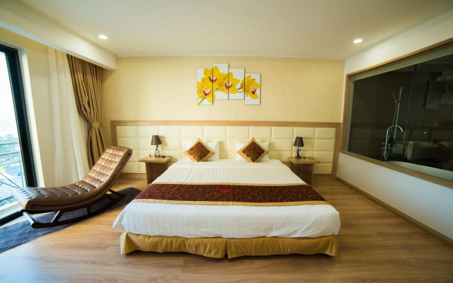 Ruby Hotel