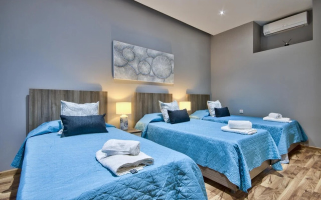 Seaviews Hilltop Beach House St Julians