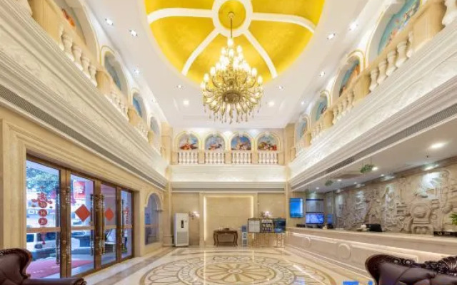 Vienna Hotel (Guangzhou Huawei R&D Center Songnan Branch)