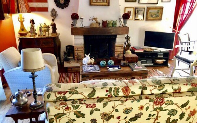 Villa Of Cedars Spirit, Garden Pool