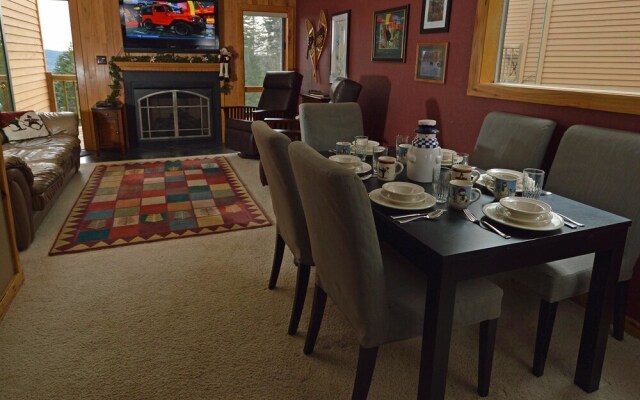 2 Br Powderidge 33
