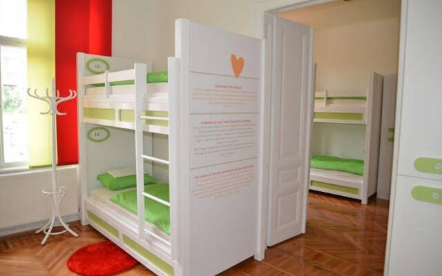 Hostel Dado