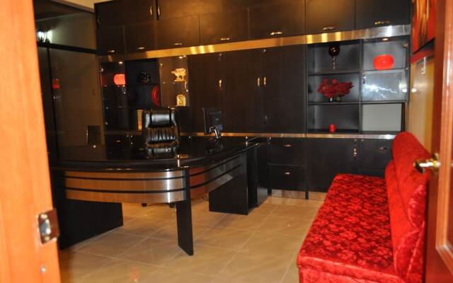 La Mansion Casa Hotel