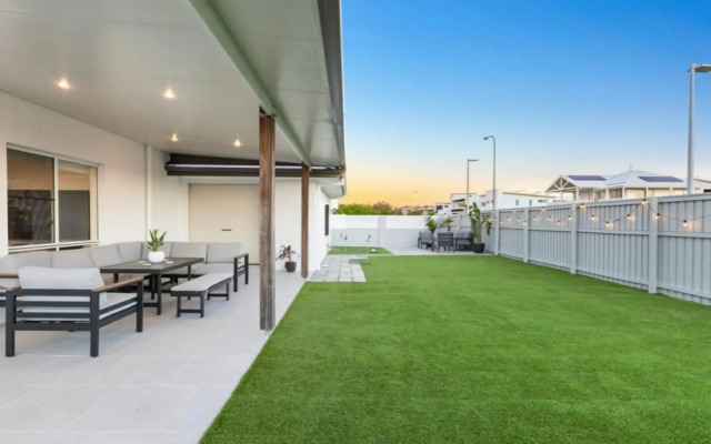 Ultimate Family Entertainer